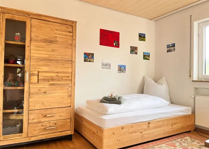 Grosszuegige Wohnung, Bergblick, Vintage