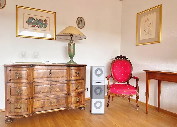 Apartment Grosszuegige Wohnung, Bergblick, Vintage